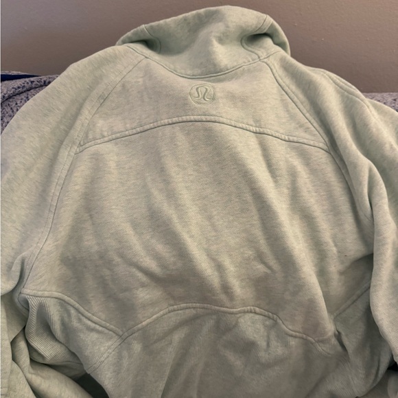 Lululemon Scuba - Picture 4 of 4